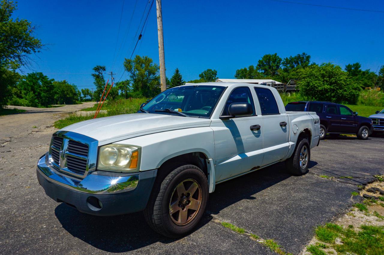Used 2005 Dodge Dakota SLT AWD/4WD image 4