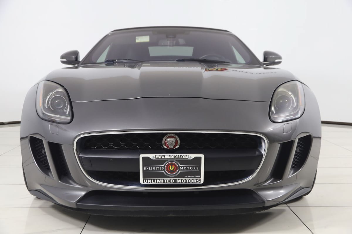 Used 2017 Jaguar F-TYPE Convertible RWD image 62
