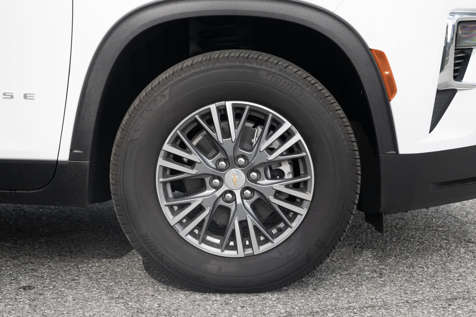 New 2026 Chevrolet Traverse LT w/ Driver Confidence Package image 11