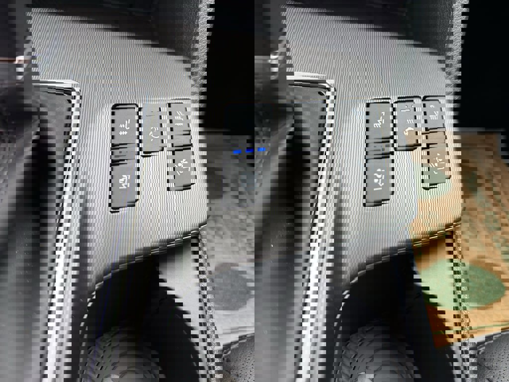 New 2026 Kia Sportage SX image 14