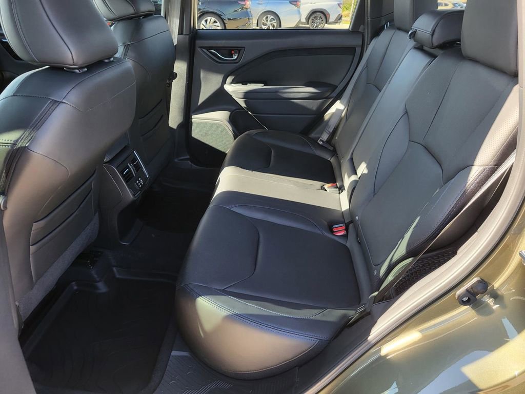 Certified 2025 Subaru Forester Limited image 15