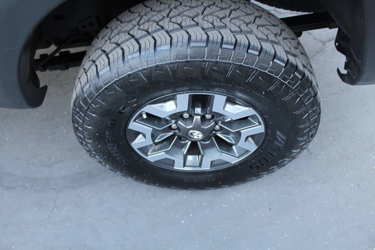 Used 2010 Toyota Tacoma 4x4 Regular Cab w/ Enhancement Pkg image 12