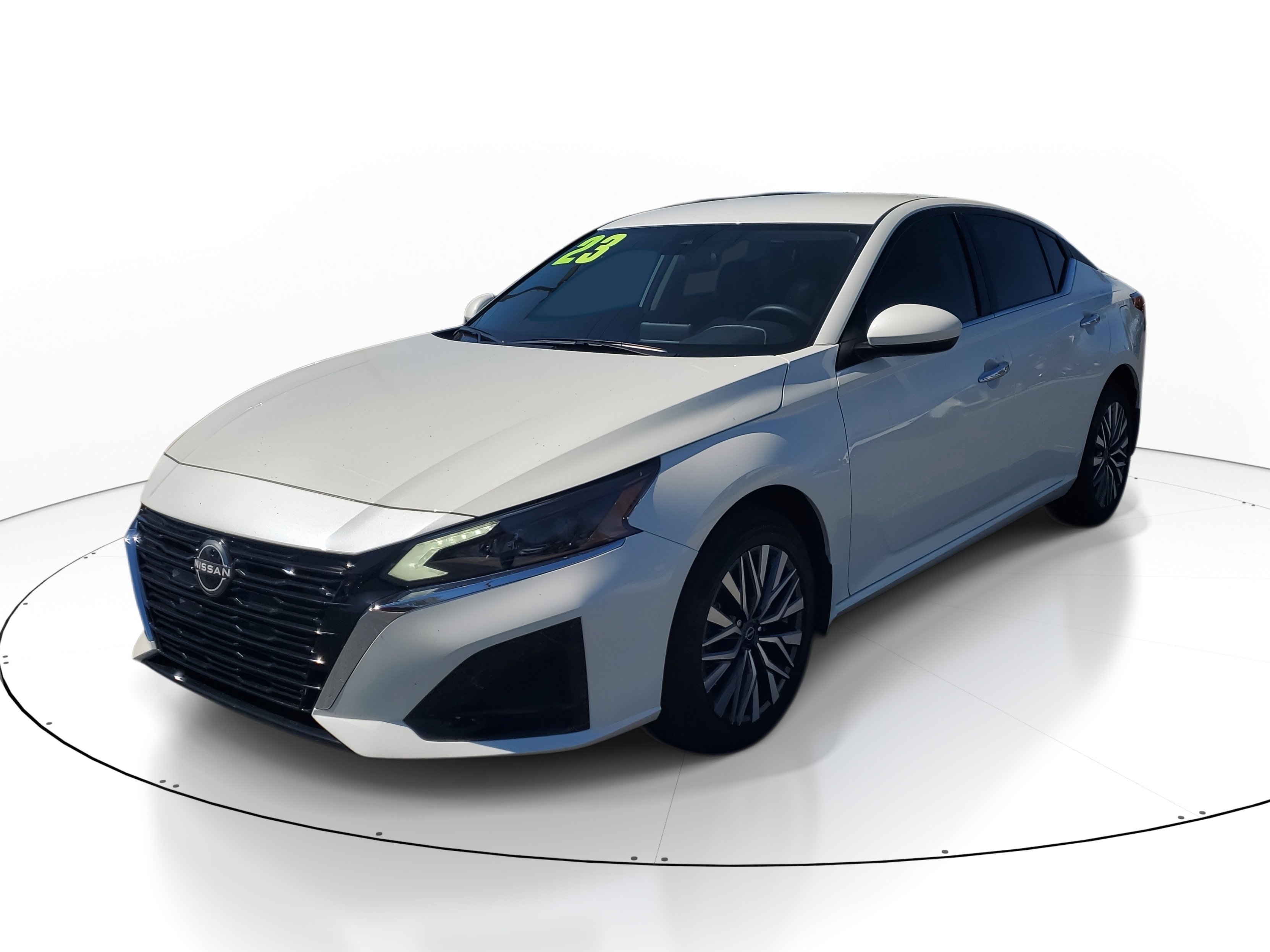 Certified 2023 Nissan Altima 2.5 SV image 3