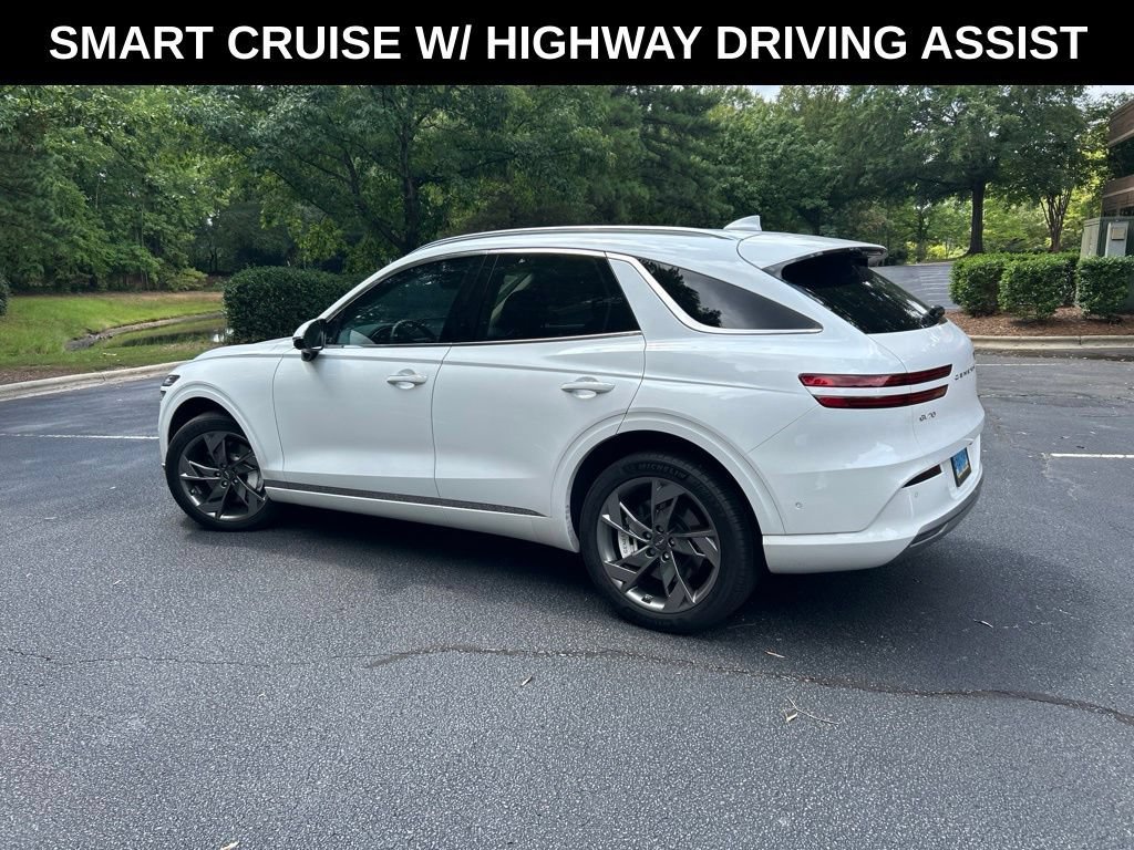 Used 2025 Genesis Electrified GV70 w/ Prestige Package AWD/4WD image 3