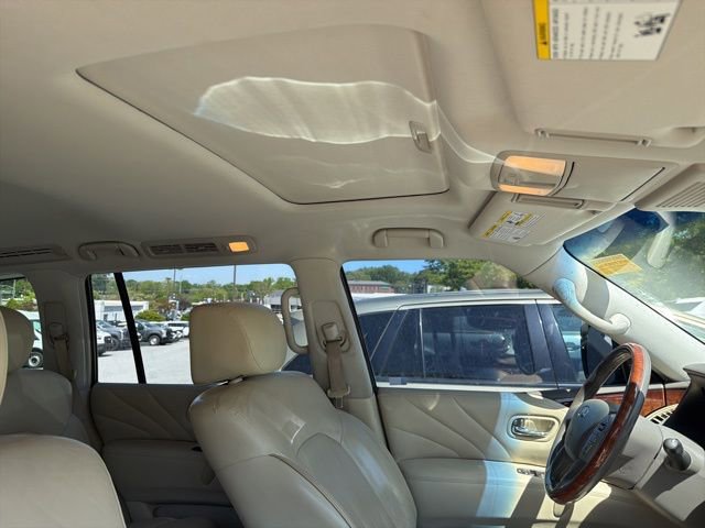 Used 2017 INFINITI QX80 4WD w/ Deluxe Technology Package image 12