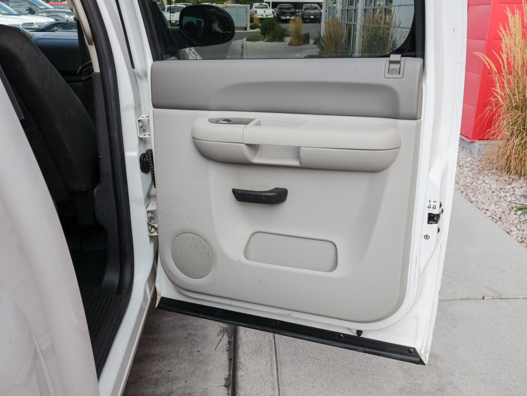Used 2013 Chevrolet Silverado 1500 W/T w/ Skid Plate Package AWD/4WD image 29