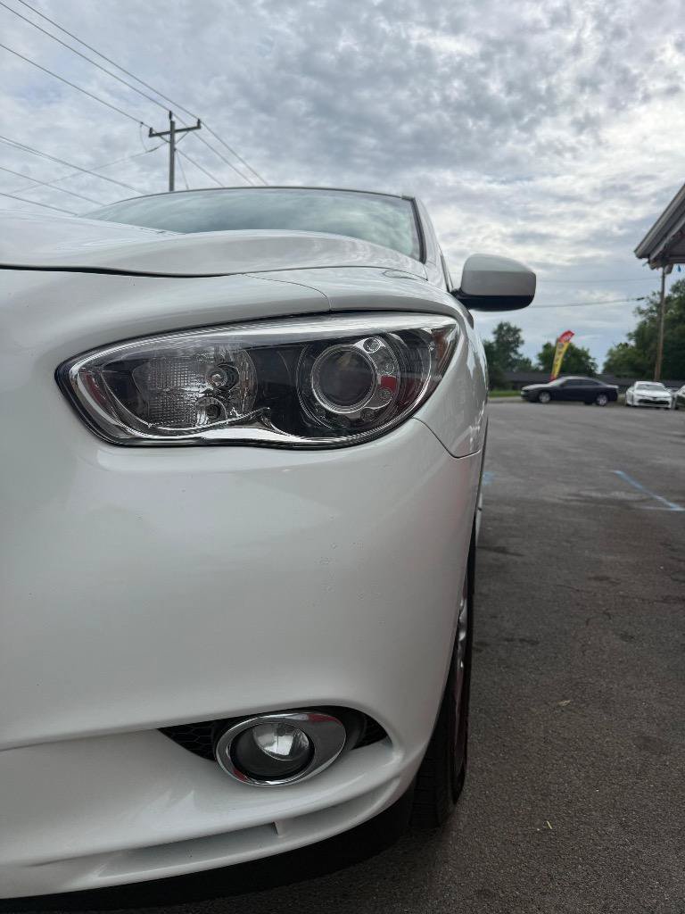Used 2015 INFINITI QX60 Luxe AWD/4WD image 8