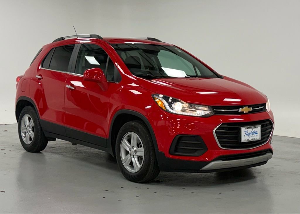 Used 2020 Chevrolet Trax LT w/ LT Convenience Package image 6