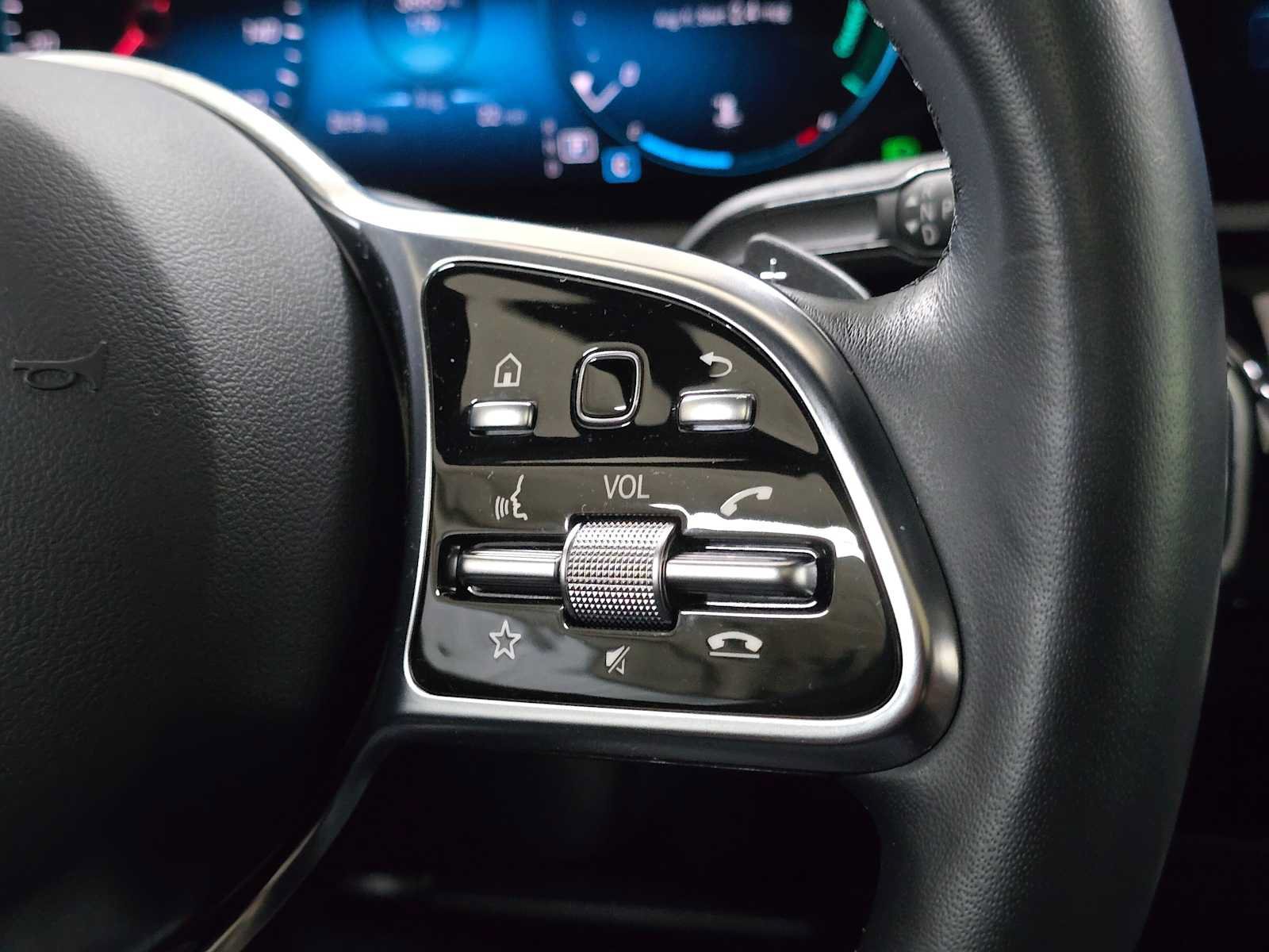 Certified 2023 Mercedes-Benz CLA 250 4MATIC image 28