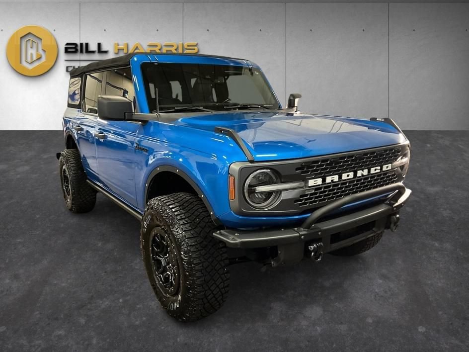 Used 2021 Ford Bronco Badlands w/ Sasquatch Package AWD/4WD image 9
