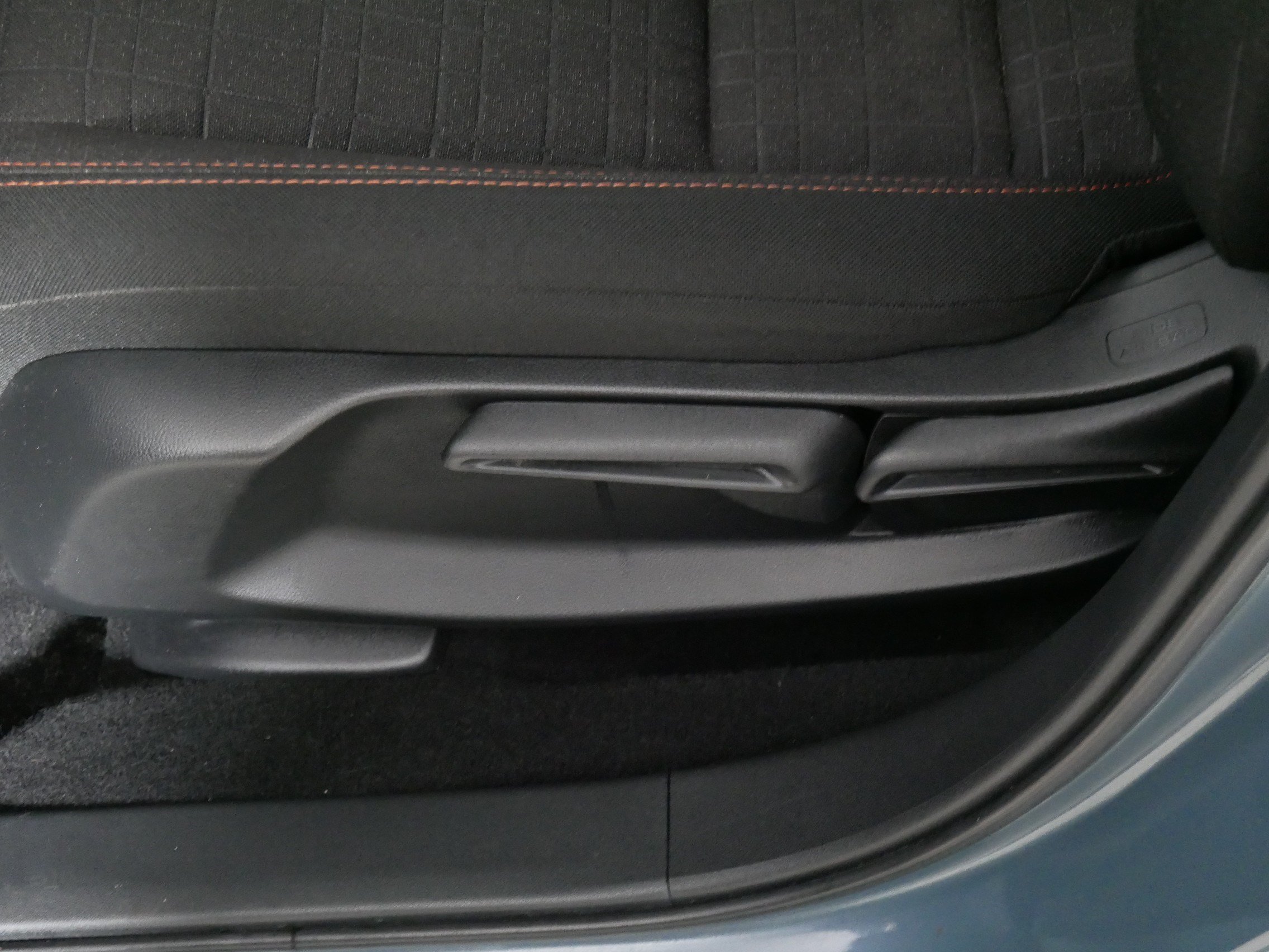 Used 2025 Honda HR-V Sport image 20