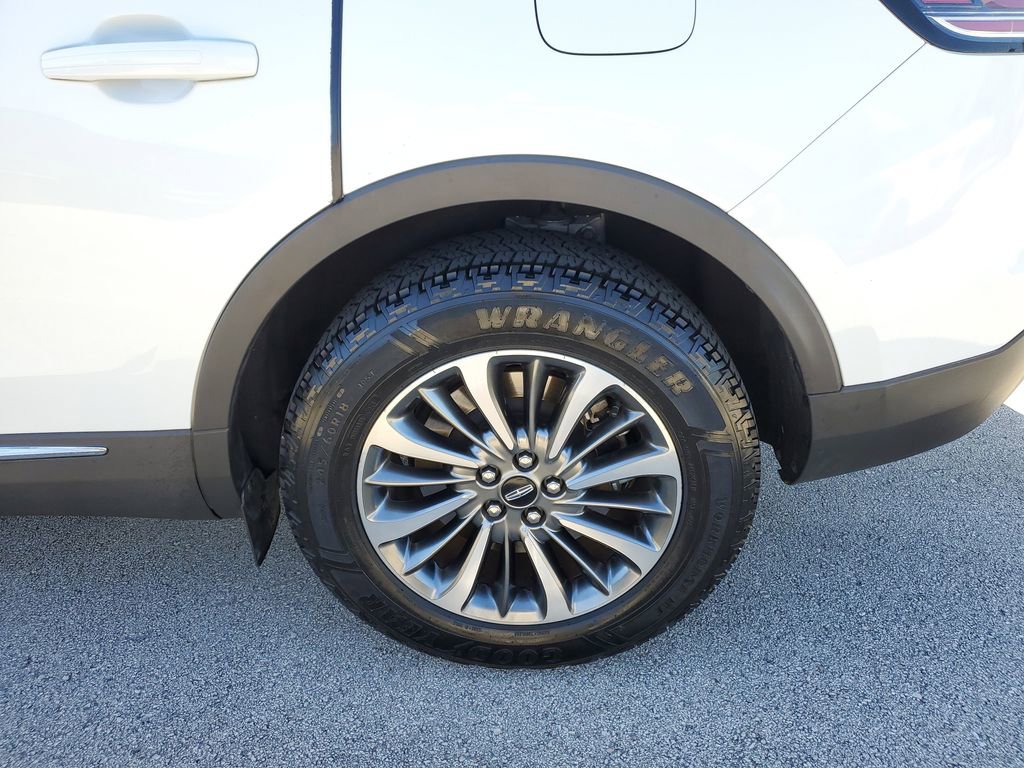 Certified 2023 Lincoln Nautilus Standard w/ Premium Package image 8