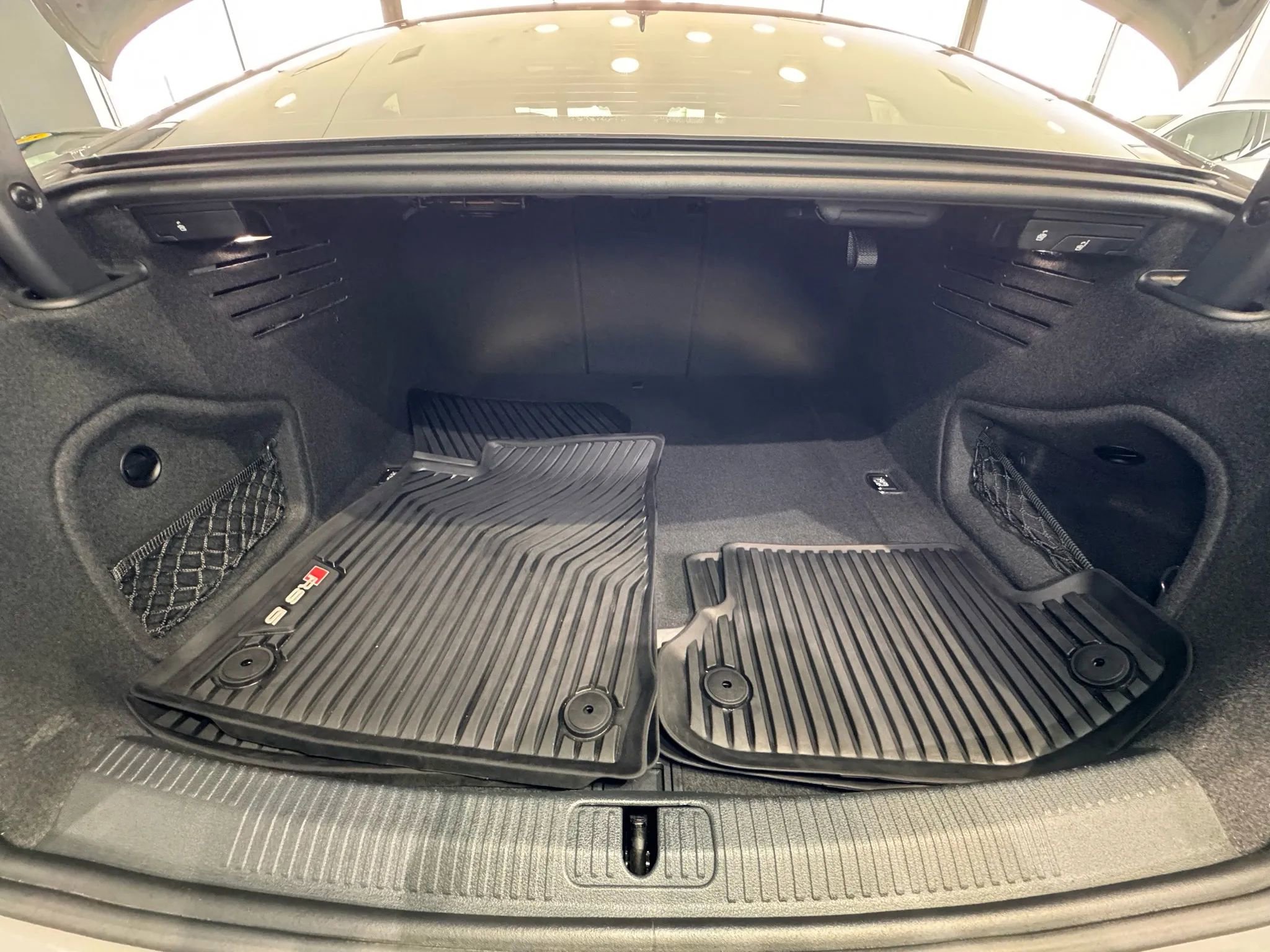 Used 2018 Audi RS 5 Coupe 2D w/ Dynamic Package image 48