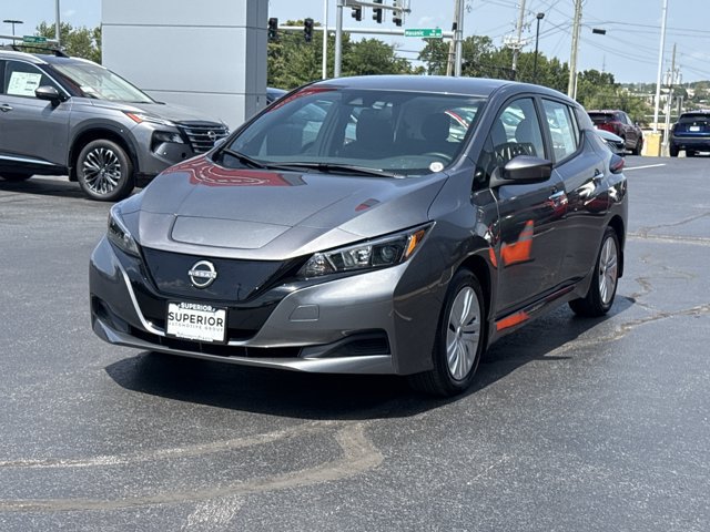 Certified 2025 Nissan Leaf S FWD image 11