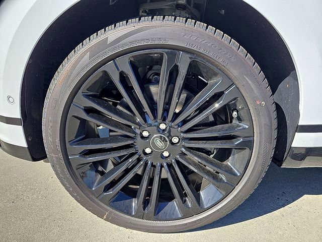 New 2026 Land Rover Range Rover Velar Dynamic SE image 5