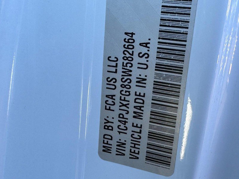 Used 2025 Jeep Wrangler Unlimited Rubicon image 26