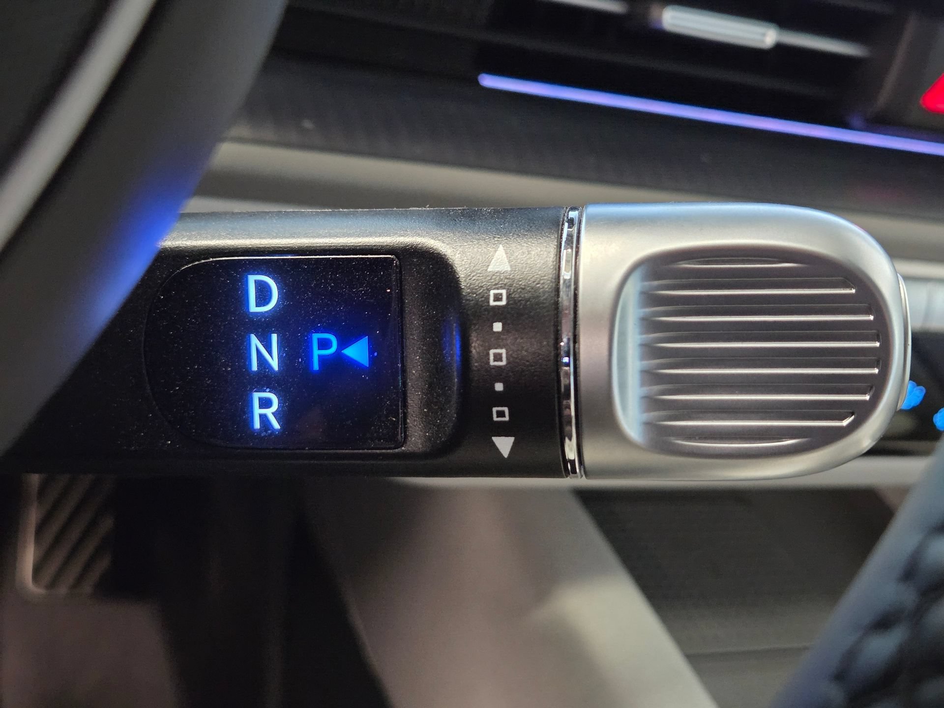 Used 2025 Hyundai Ioniq 6 Limited RWD image 18