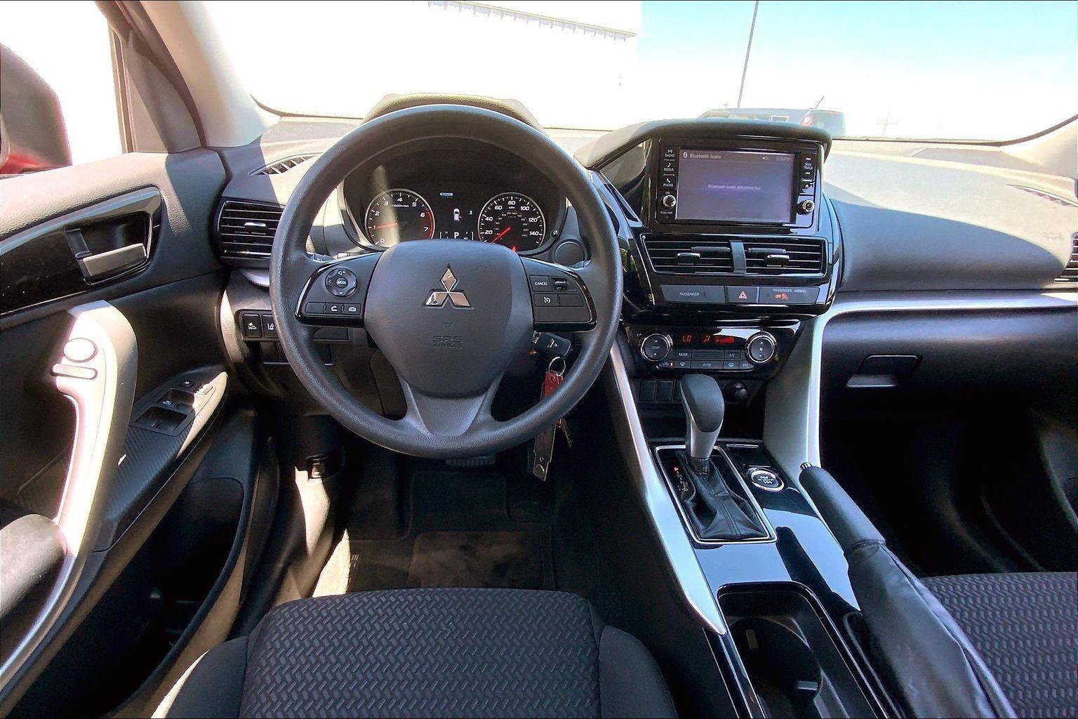 Used 2022 Mitsubishi Eclipse Cross ES AWD/4WD image 5