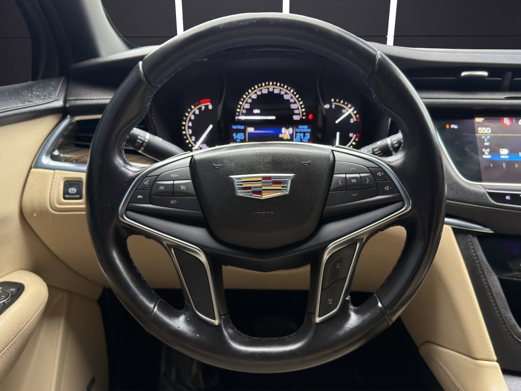 Used 2018 Cadillac XT5 FWD w/ LPO, Wheel Lock Package image 13