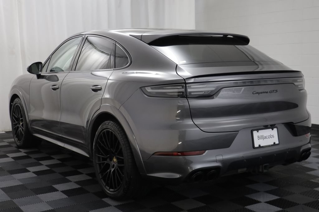 Used 2023 Porsche Cayenne GTS w/ Premium Package AWD/4WD image 14