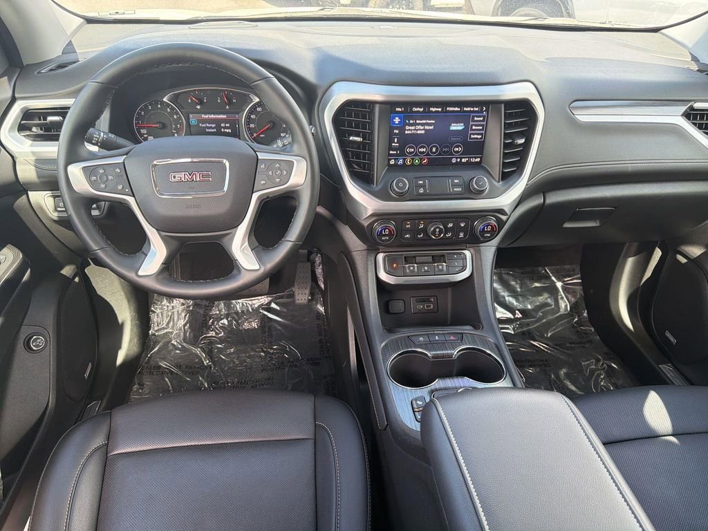 Used 2023 GMC Acadia SLT w/ Preferred Package image 6