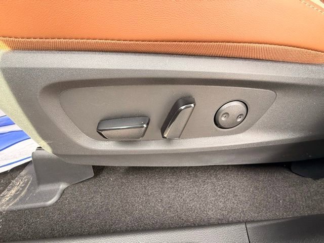 New 2026 Nissan Pathfinder Platinum w/ Cargo Package image 13