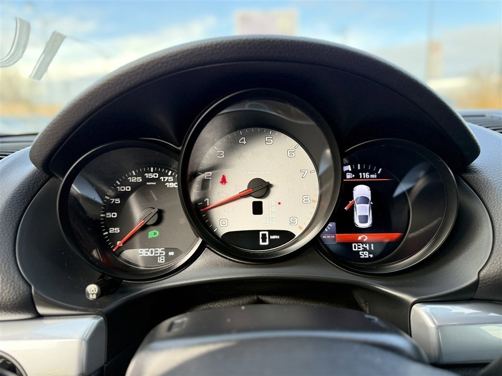 Used 2014 Porsche Cayman S image 22