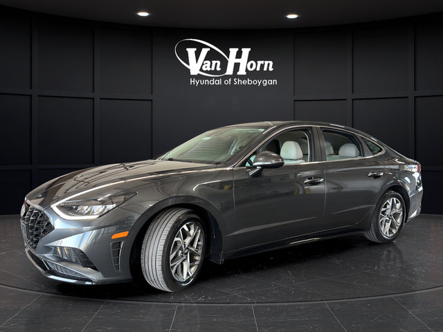 Used 2023 Hyundai Sonata SEL w/ Convenience Package FWD image 3