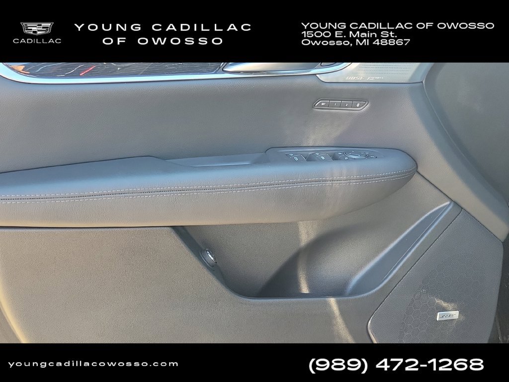 Certified 2025 Cadillac XT5 Premium Luxury w/ LPO, Floor Liner Package AWD/4WD image 24