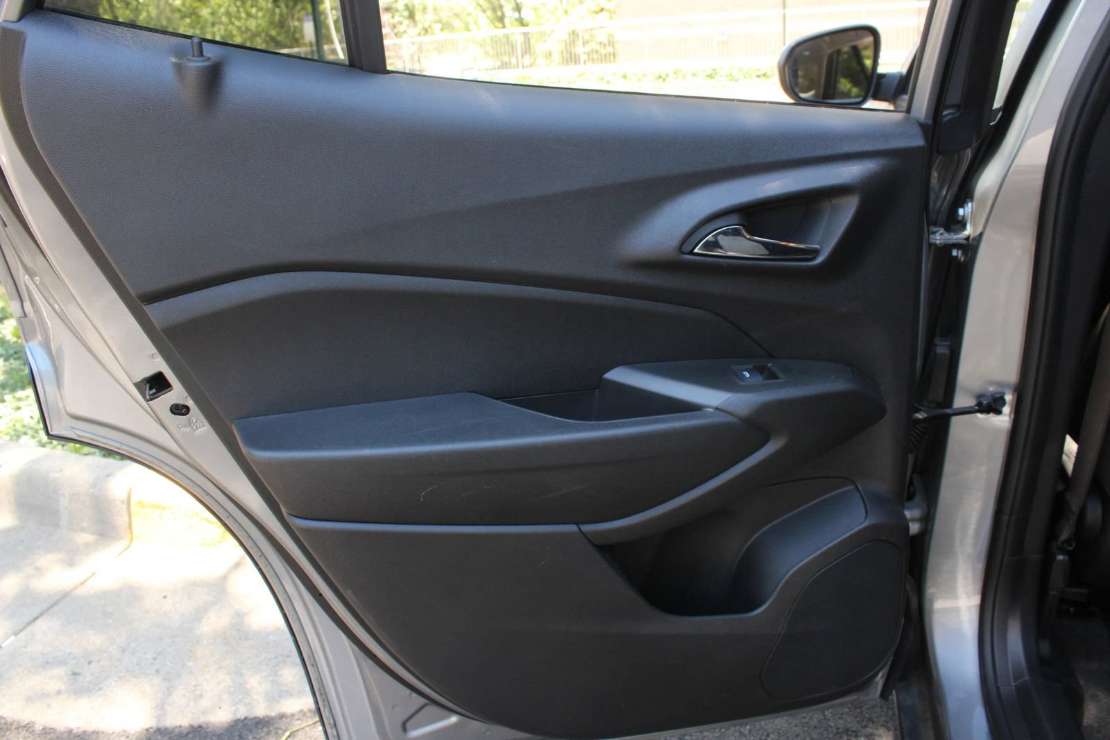 Used 2024 Chevrolet Trax LS w/ Driver Confidence Package FWD image 20