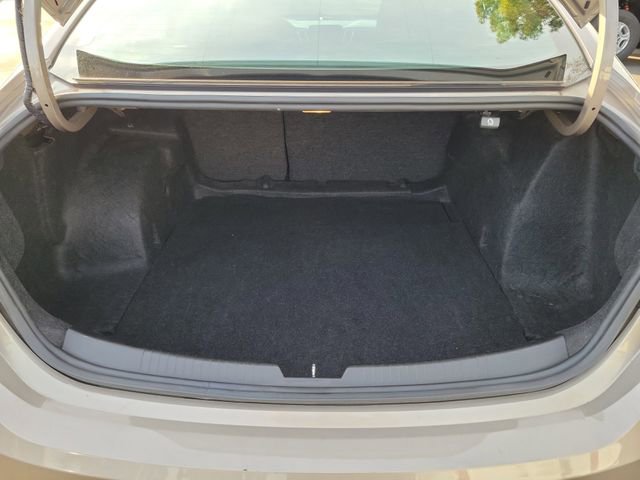 Used 2024 Chevrolet Malibu LT image 18