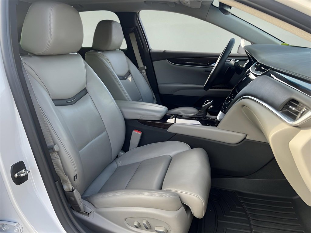 Used 2017 Cadillac XTS Premium Luxury image 14