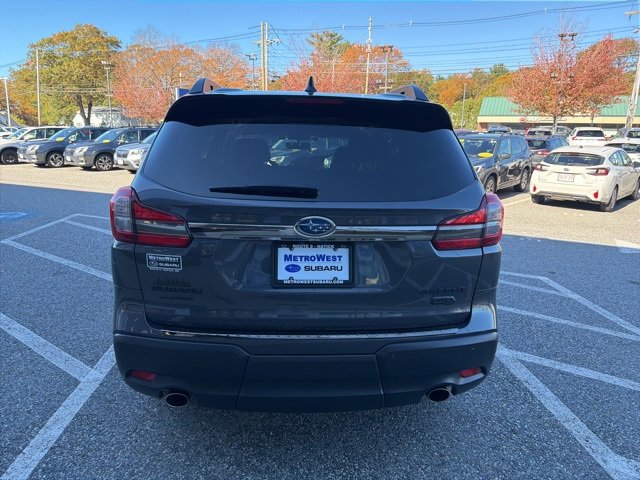 Used 2022 Subaru Ascent Onyx Edition image 6