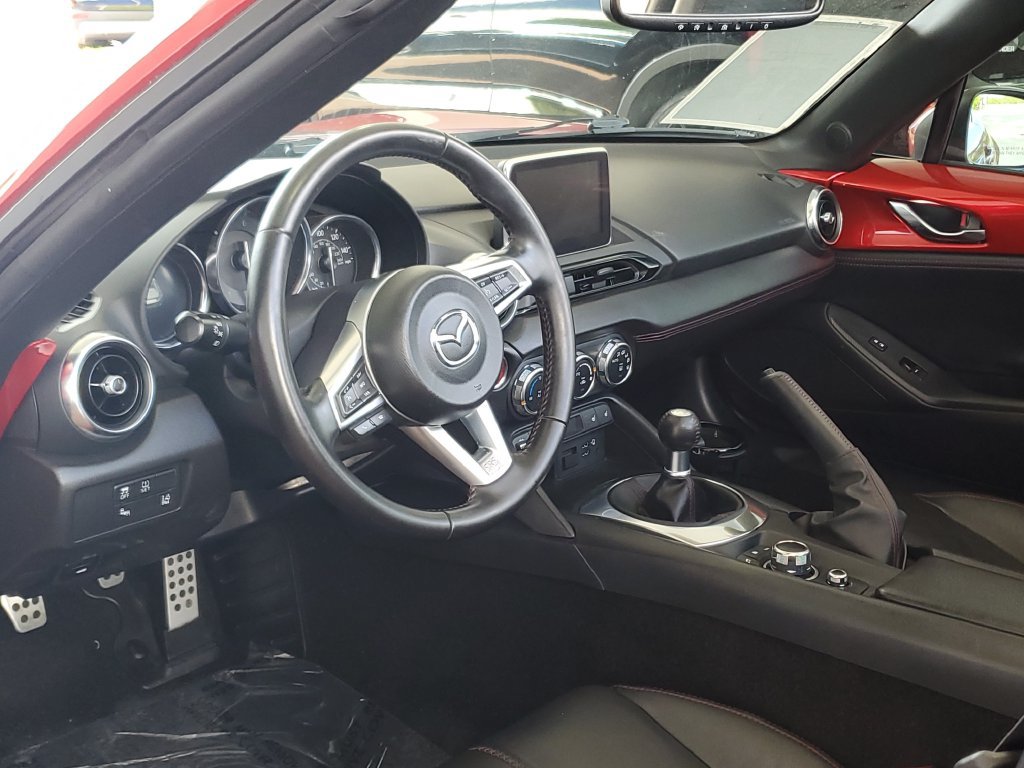 Used 2017 MAZDA MX-5 Miata RF Grand Touring RWD image 20