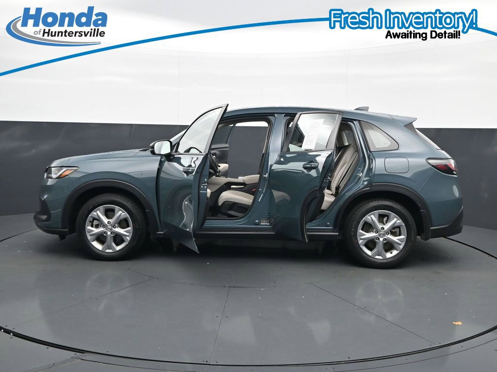 Certified 2024 Honda HR-V LX image 41