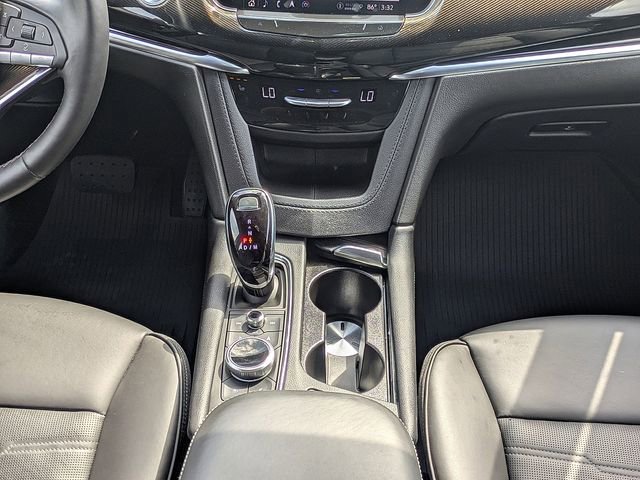 Certified 2025 Cadillac XT6 Premium Luxury image 18