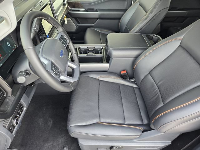 New 2026 Ford F250 Lariat w/ Black Appearance Package AWD/4WD image 9