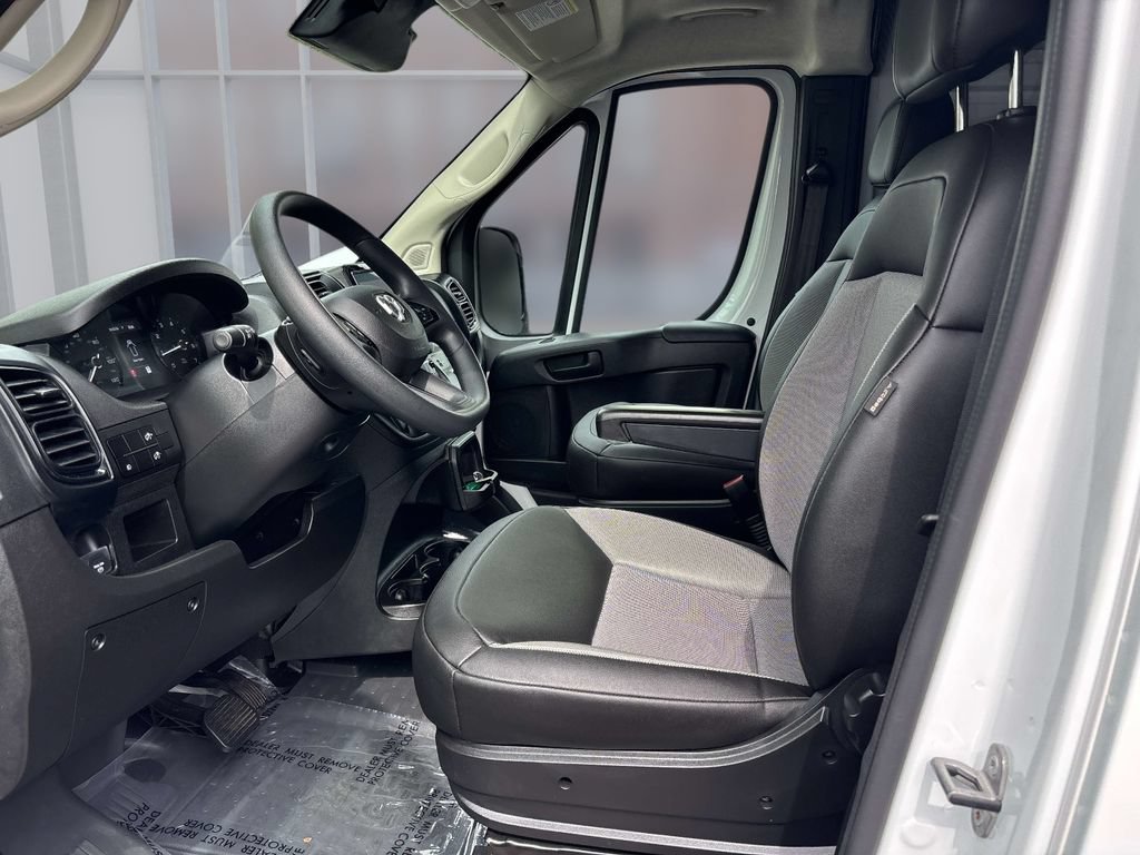 Used 2026 RAM ProMaster 2500 w/ Convenience Group FWD image 12