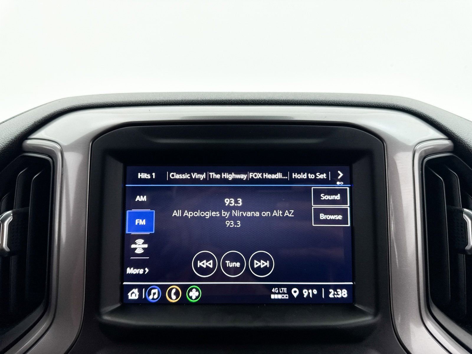 Used 2022 Chevrolet Silverado 1500 Custom image 18