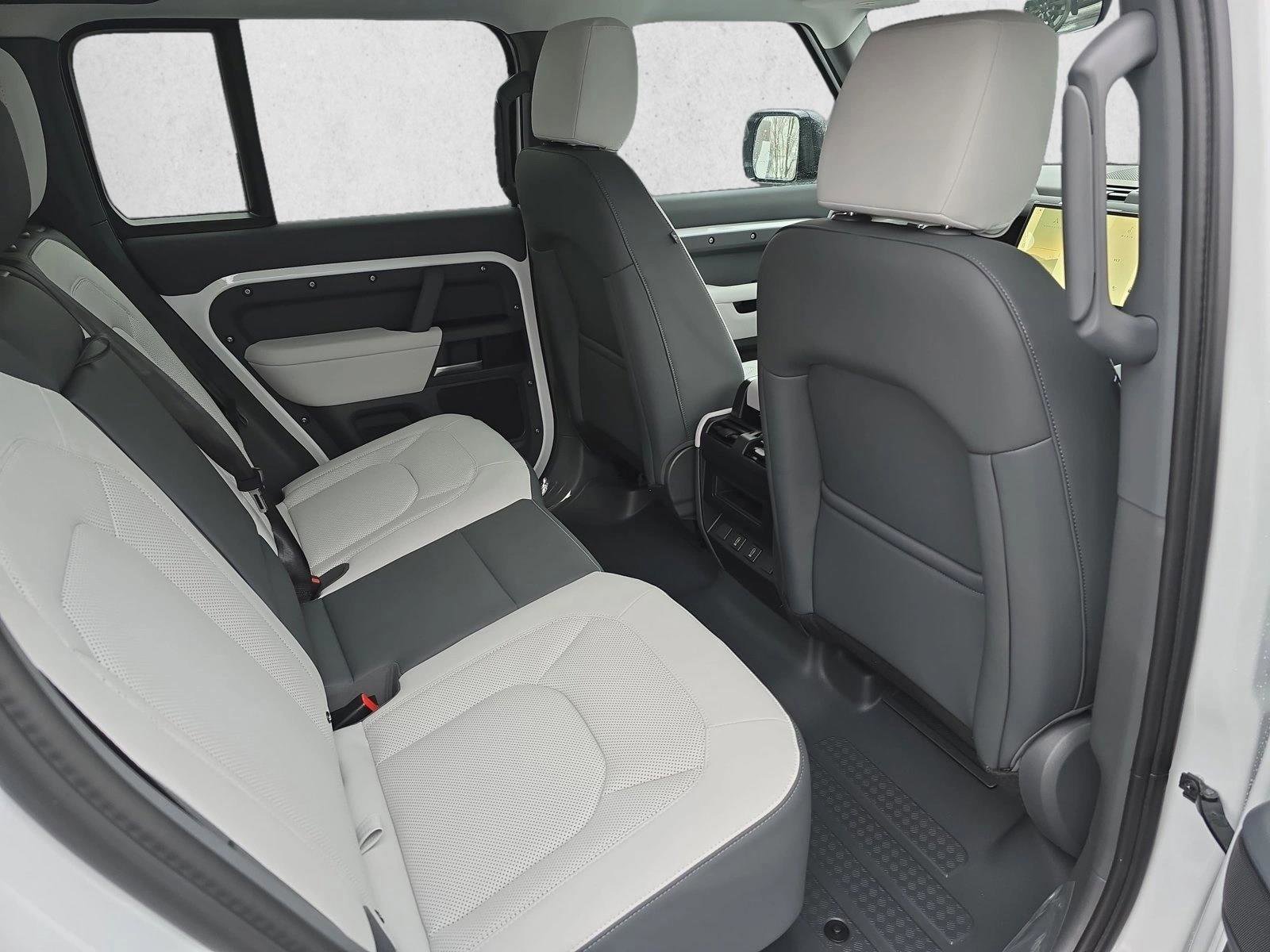 New 2026 Land Rover Defender 110 S AWD/4WD image 11