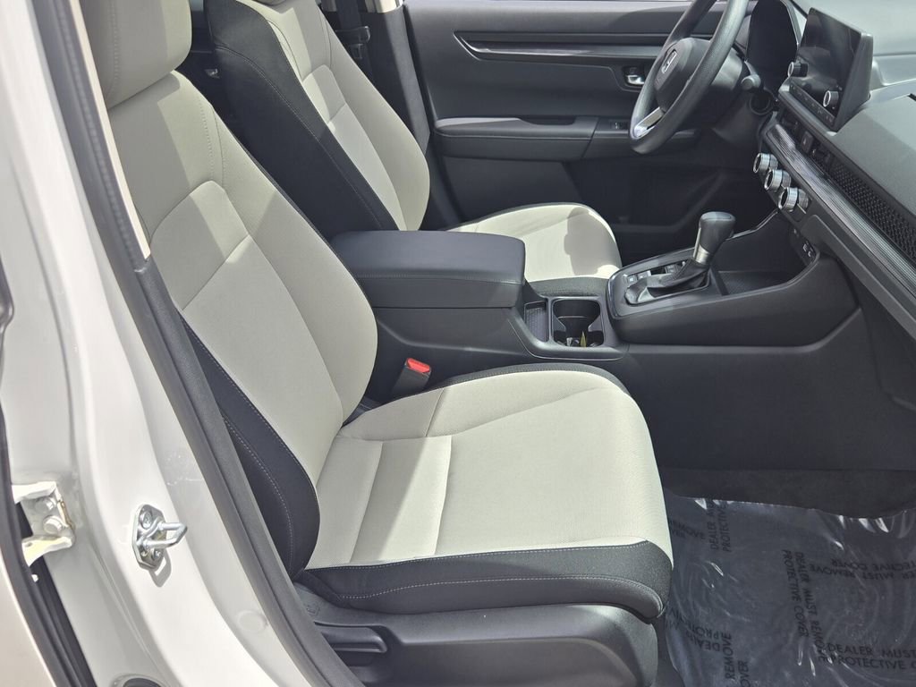 Used 2025 Honda CR-V EX image 17