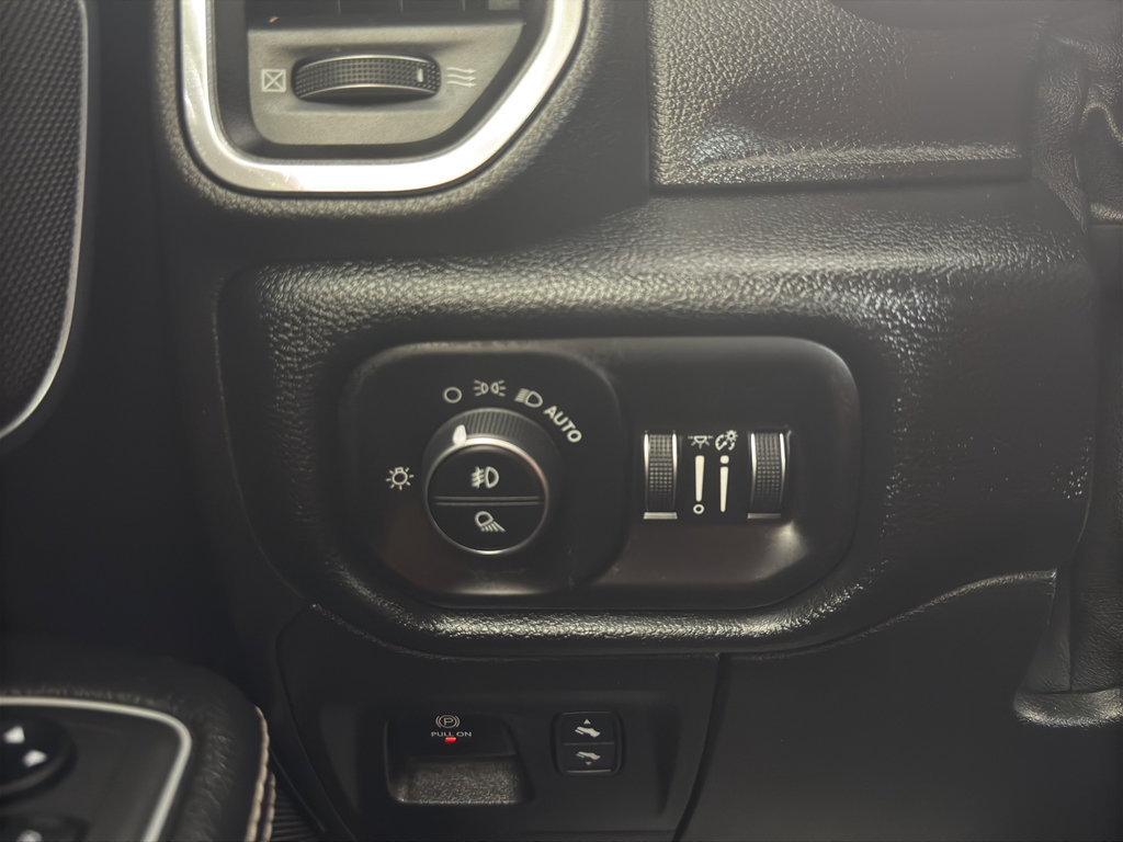 Used 2022 RAM 1500 Laramie image 19