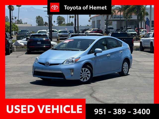Used 2013 Toyota Prius Prime Plug-In Hybrid FWD video 1