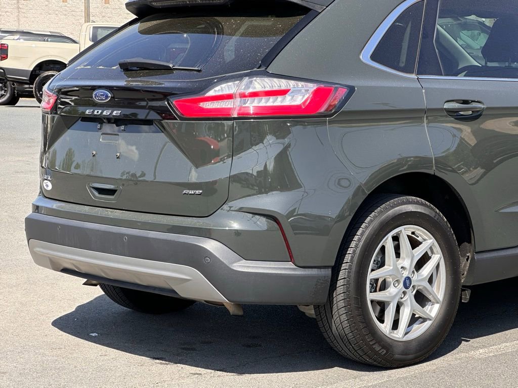 Used 2022 Ford Edge SEL image 41