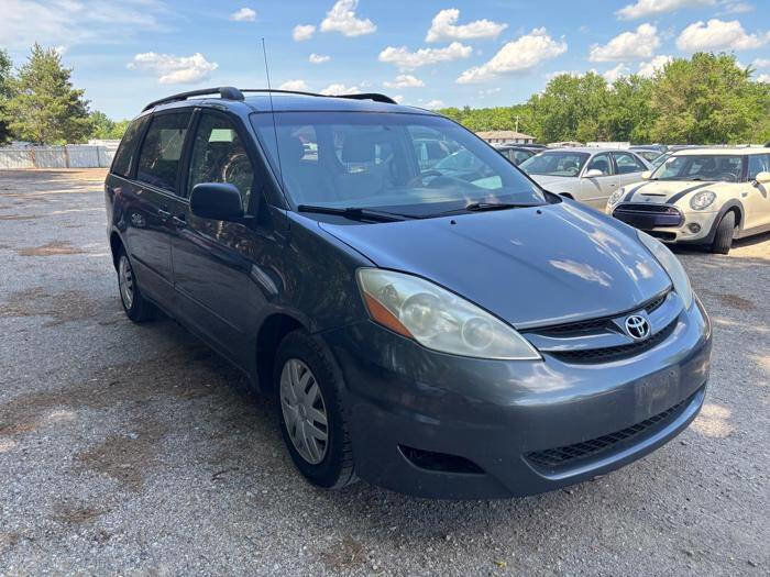 Used 2007 Toyota Sienna CE FWD image 45