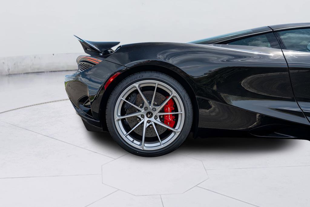 New 2026 McLaren 750S RWD image 20