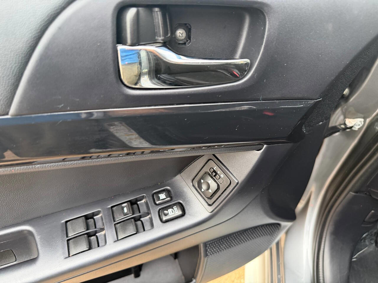 Used 2017 Mitsubishi Lancer ES image 30