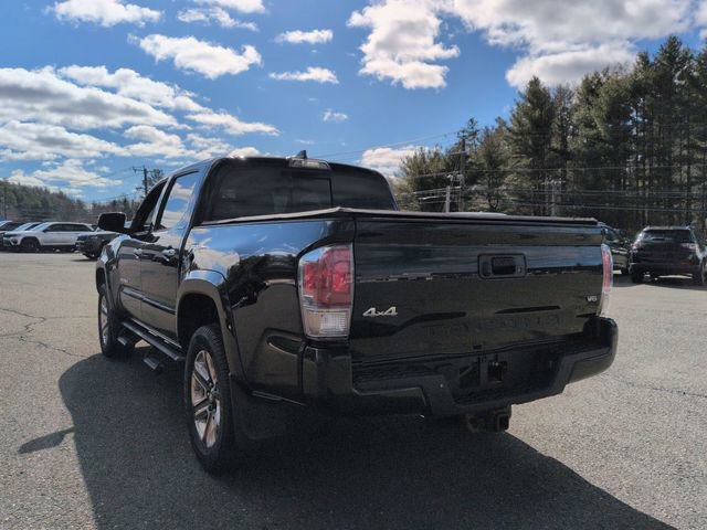 Used 2017 Toyota Tacoma Limited w/ Tow Package image 8