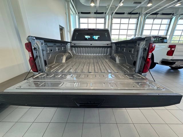 Used 2025 Chevrolet Silverado 2500 LT w/ Convenience Package AWD/4WD image 32