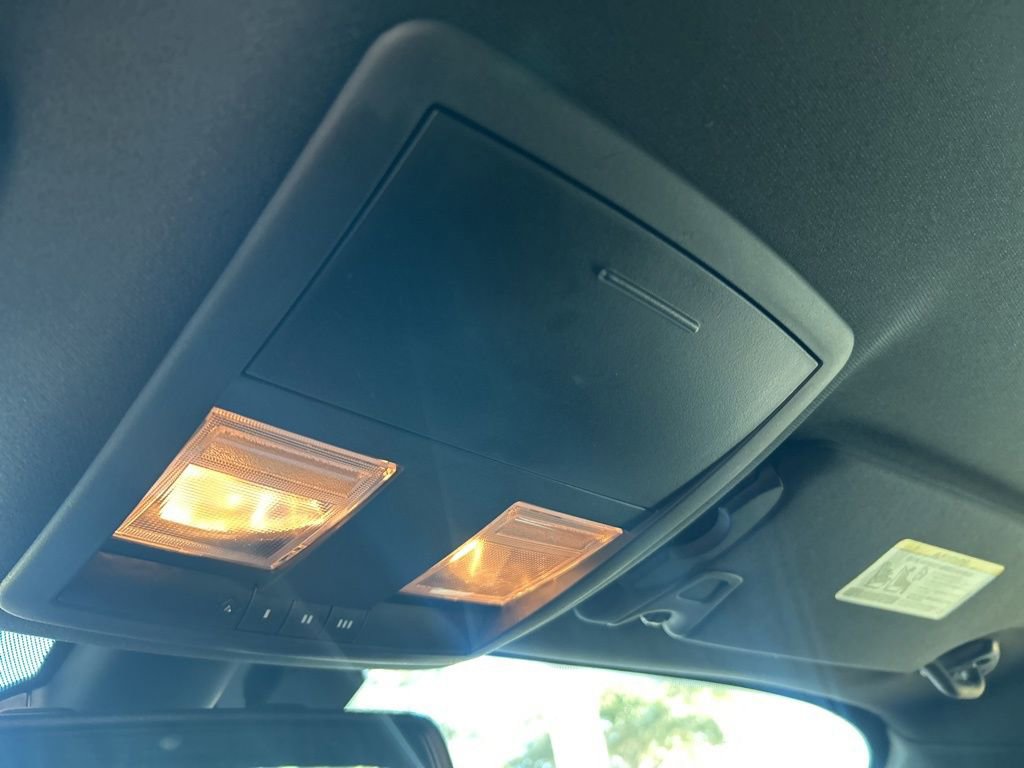 Used 2015 Dodge Challenger SRT Hellcat image 46